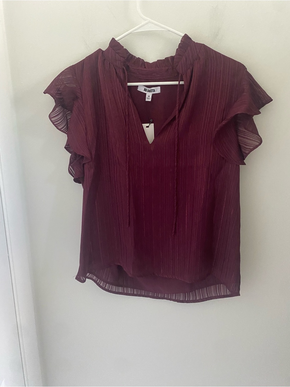 BB Dakota Women's Ruffle Sleeve  Blouse